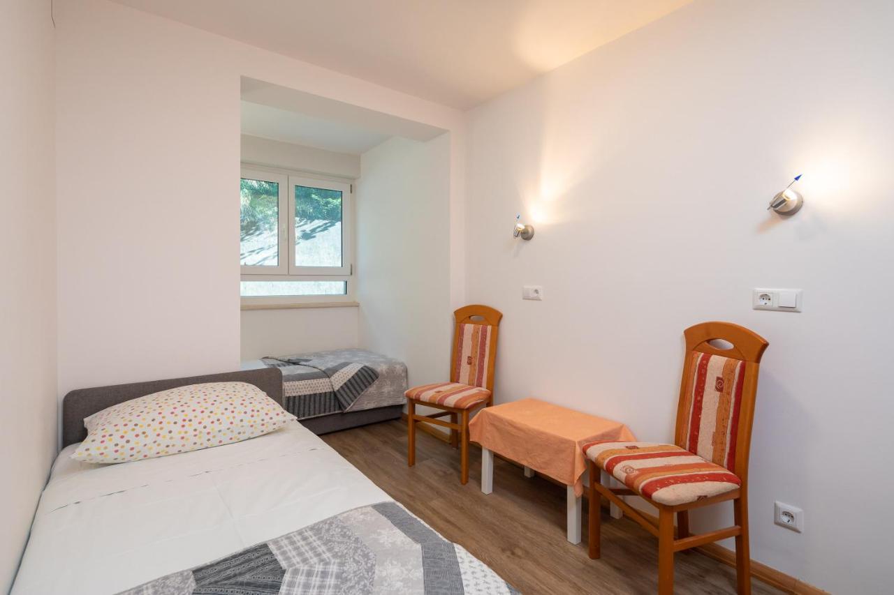 Sunny Vista Apartment 오미스 외부 사진